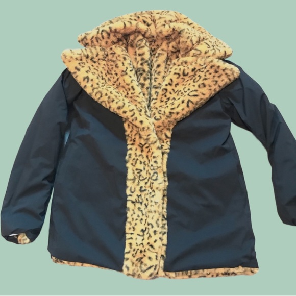 Kendal + Kylie Jenner Women's faux fur Animal print jacket - Picture 13 of 13